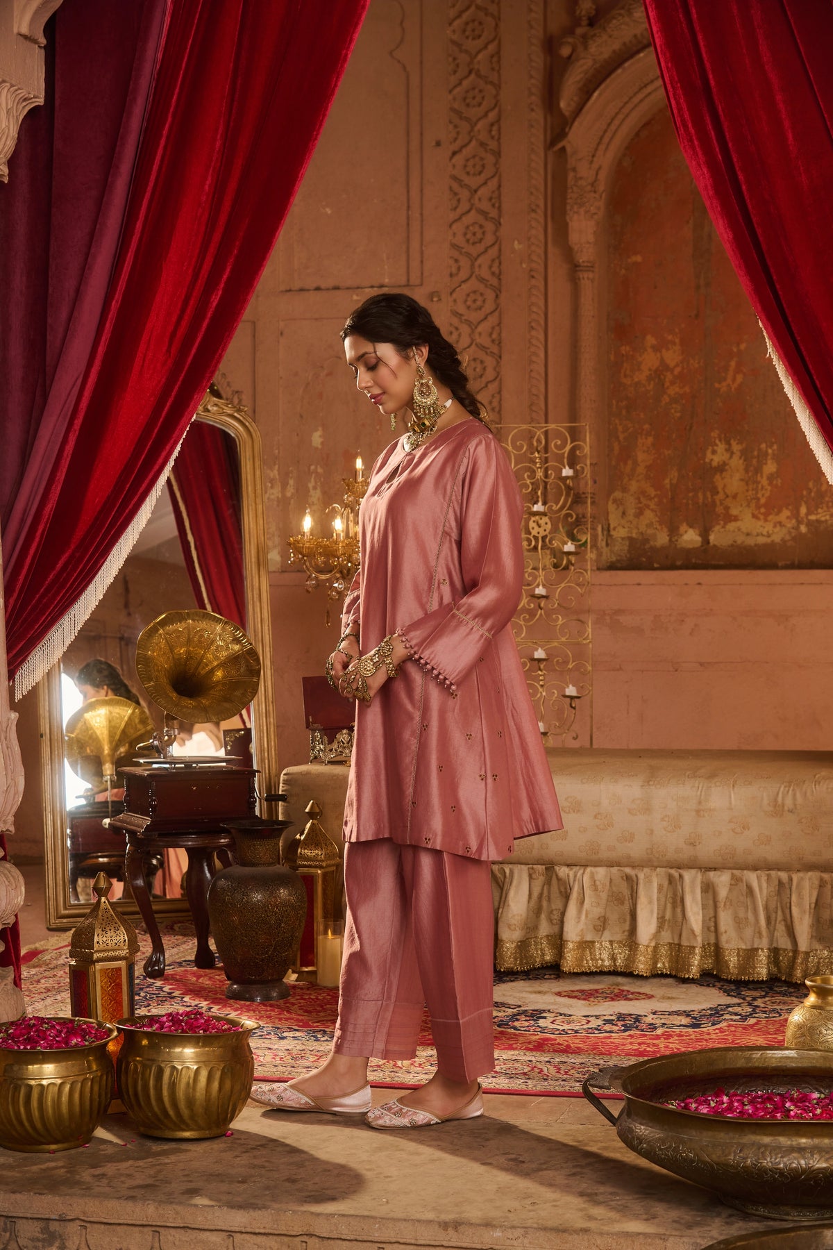 ZEENAT KURTA SET