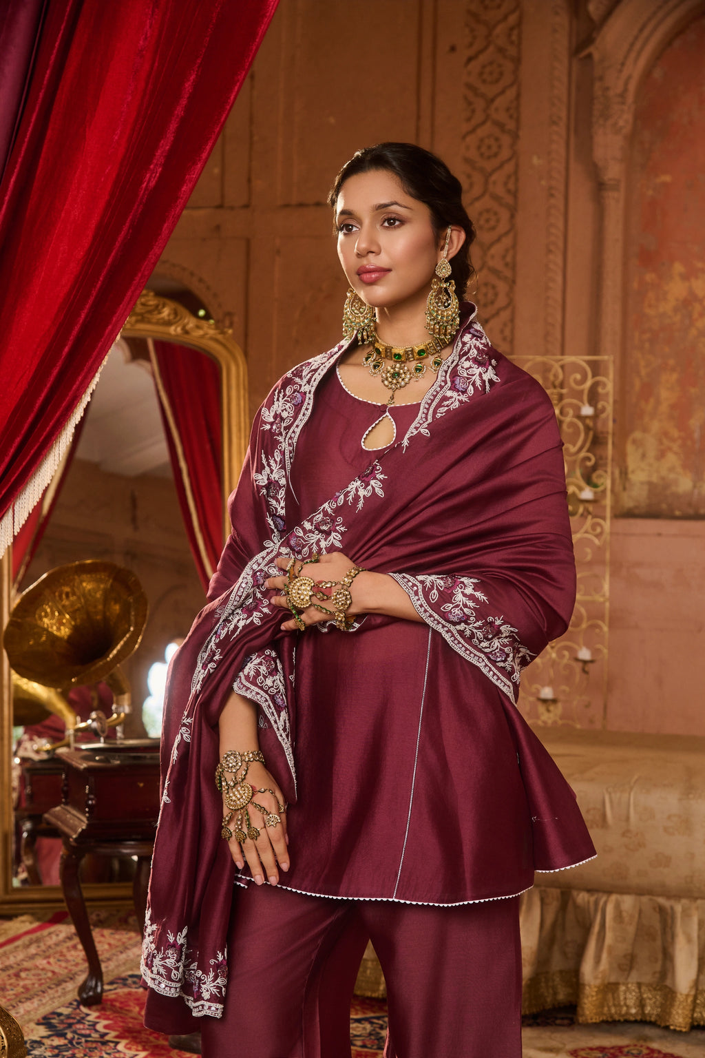 ZEENAT KURTA SET