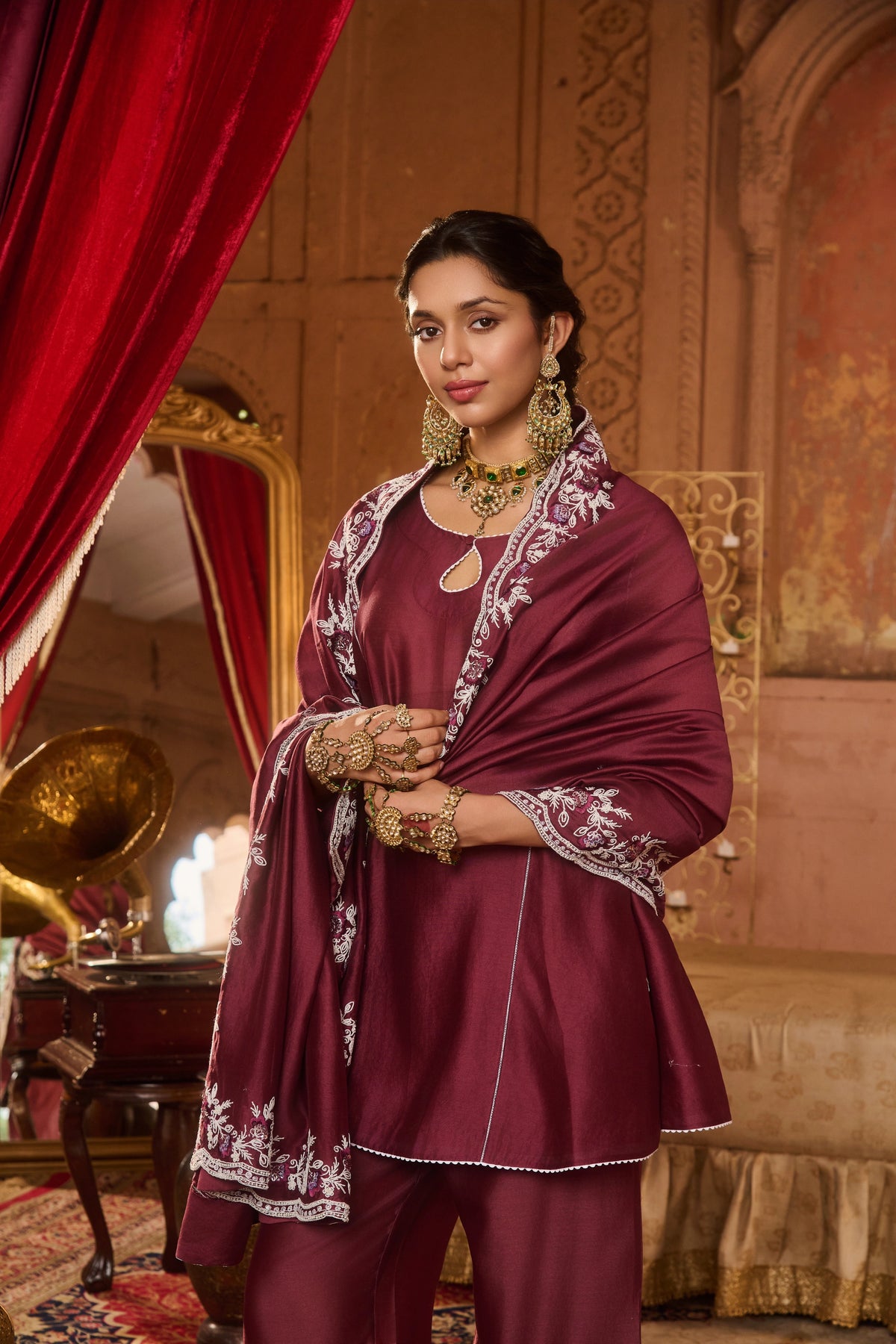ZEENAT KURTA SET