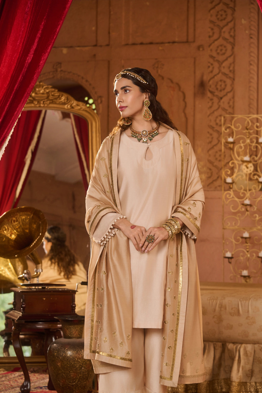 ZEENAT KURTA SET