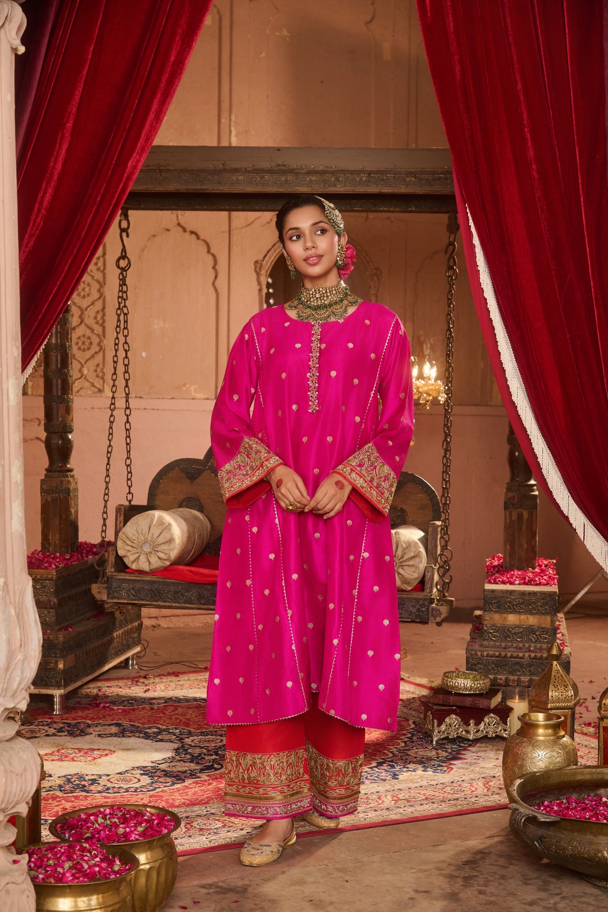 RUHAANI KURTA SET