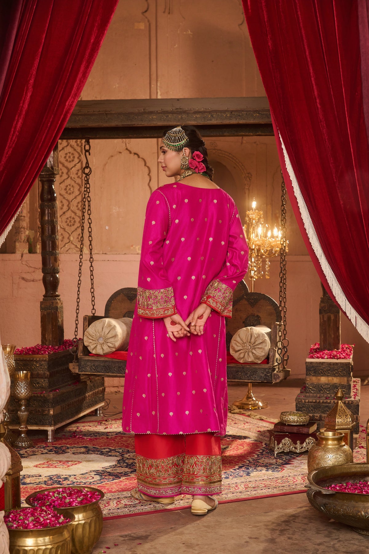 RUHAANI KURTA SET