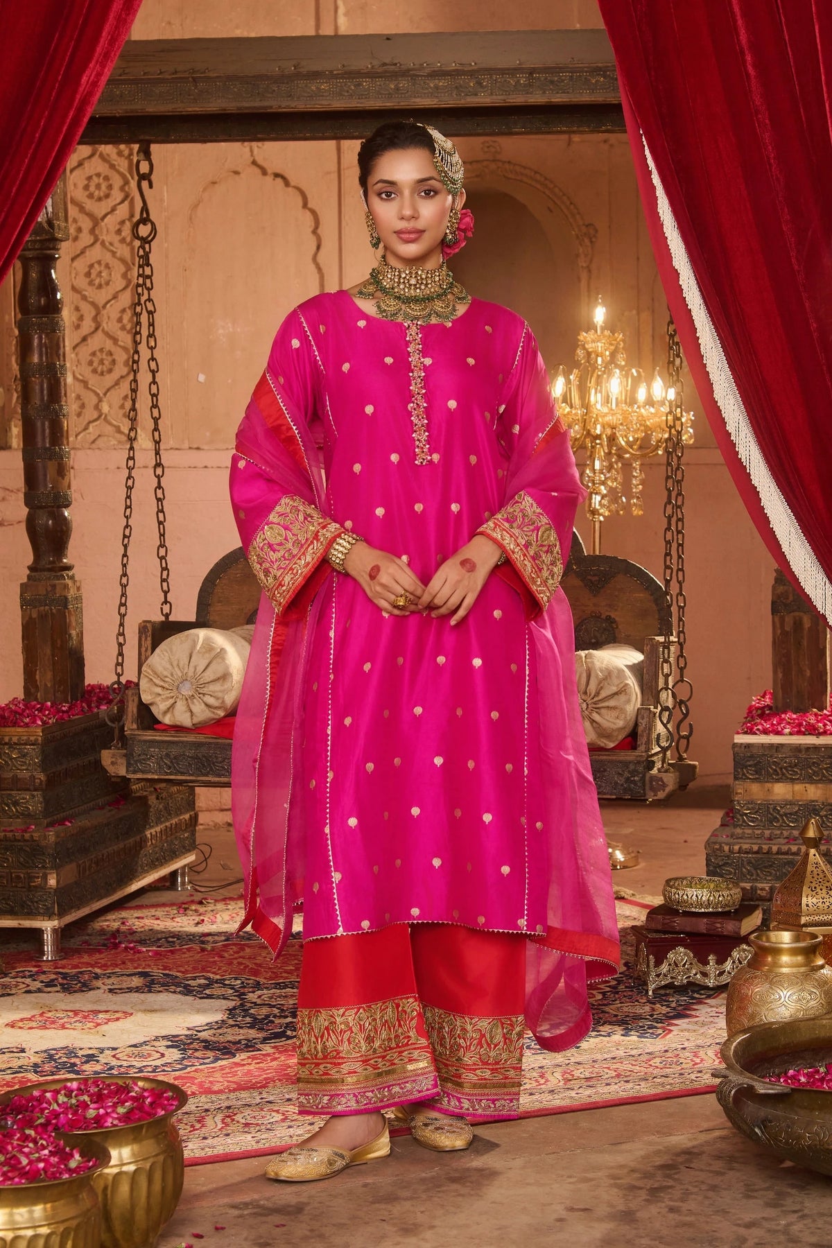 RUHAANI KURTA SET