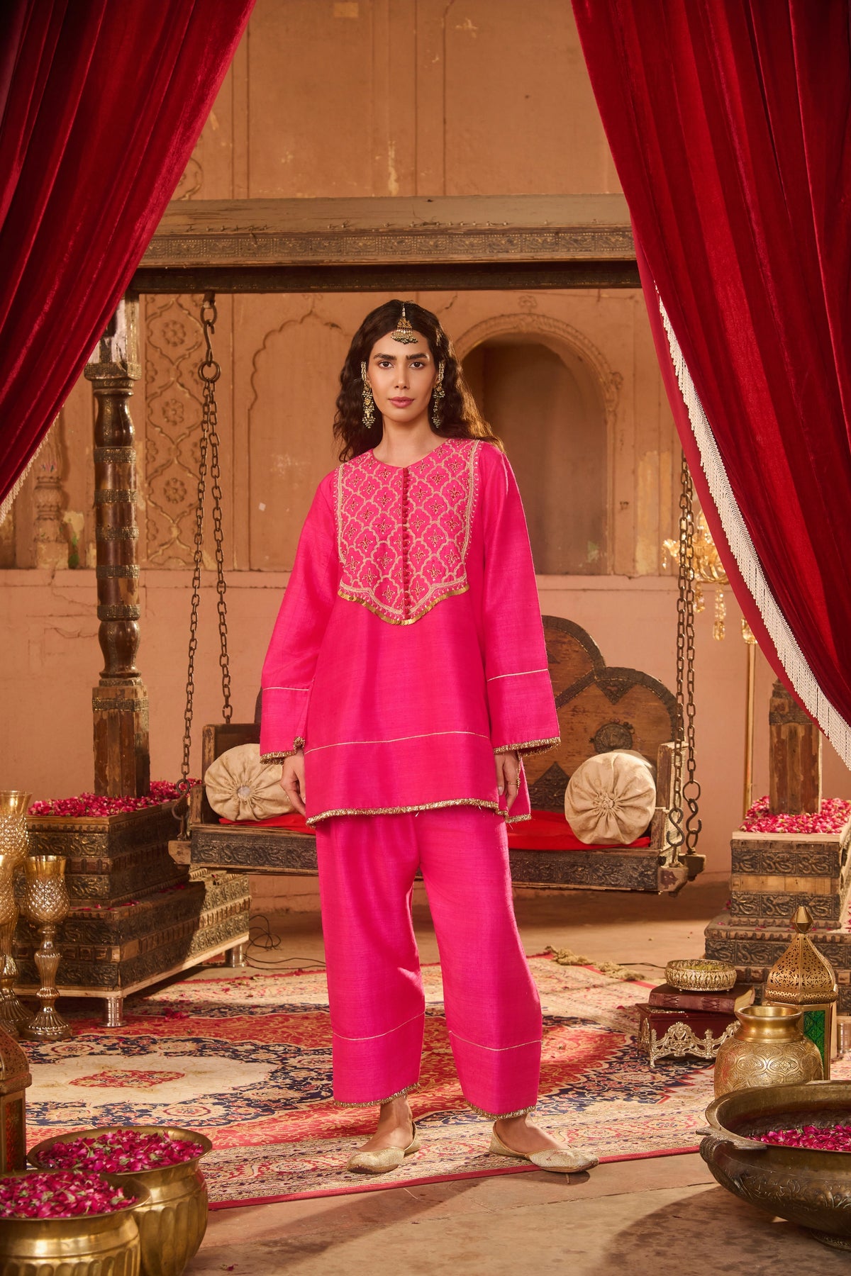 NAYRA KURTA SET