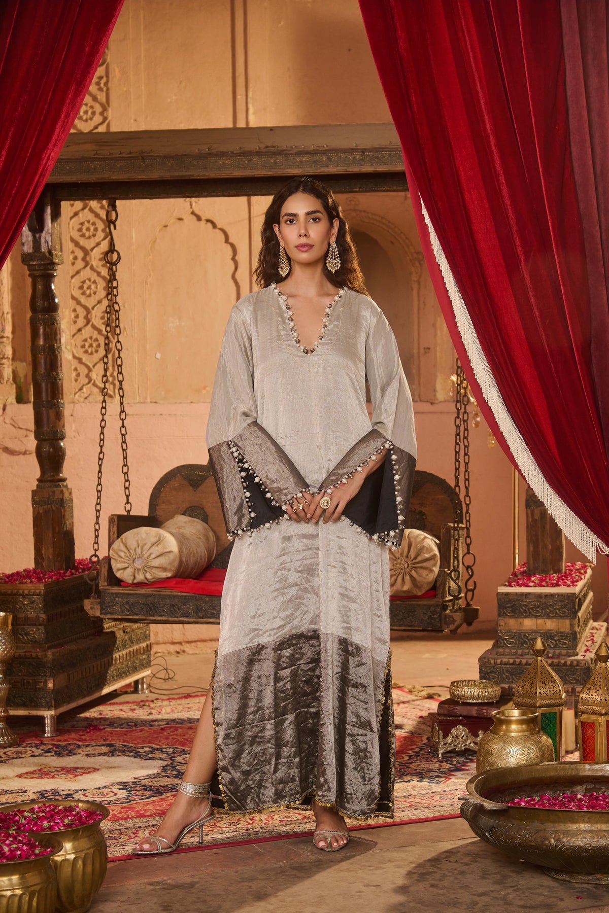 SAFIRA KAFTAN
