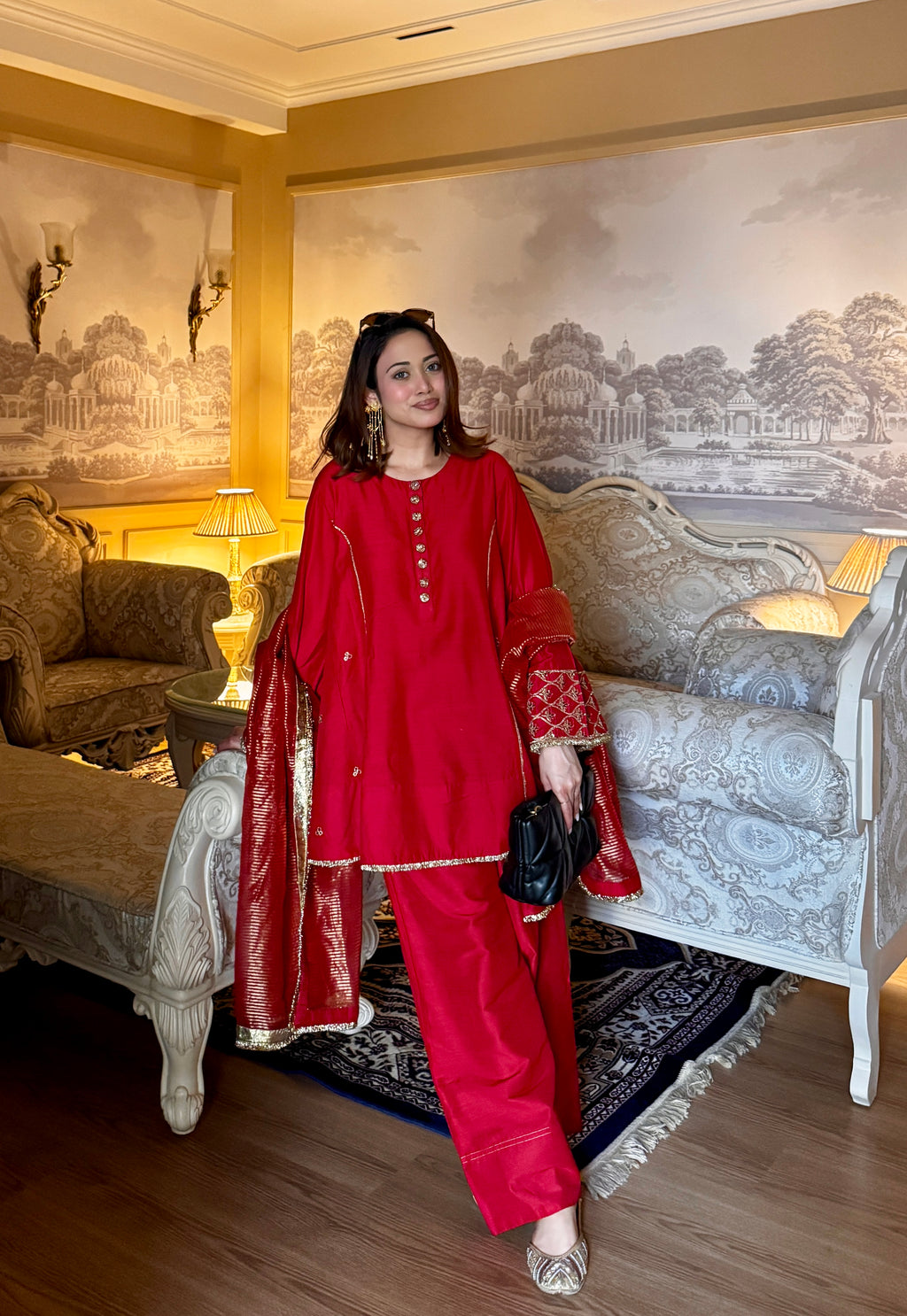 ISHITA SANDHU IN AAROH CHOGHA SET