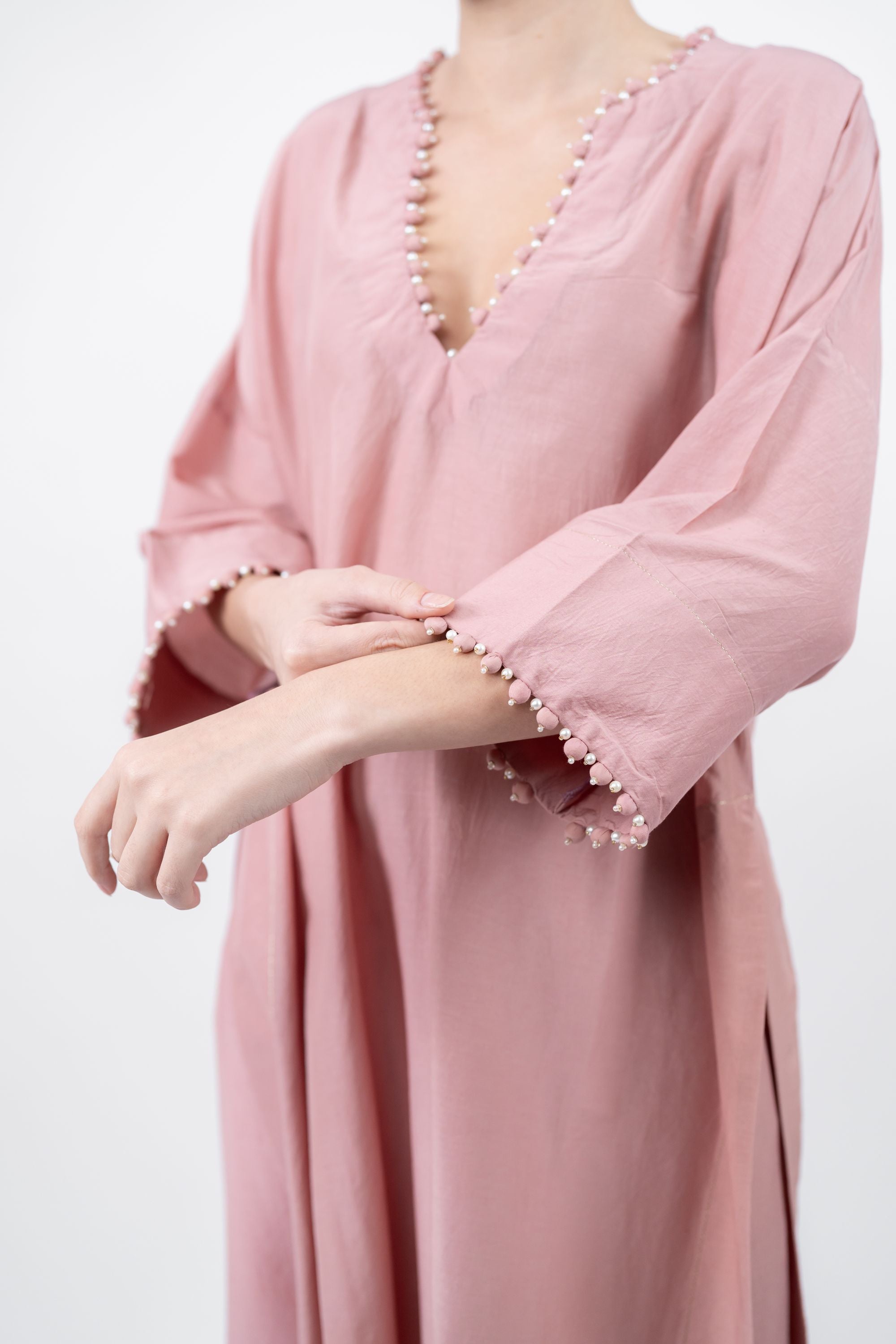 SHIVAMI JAIN IN SITAARA KAFTAN