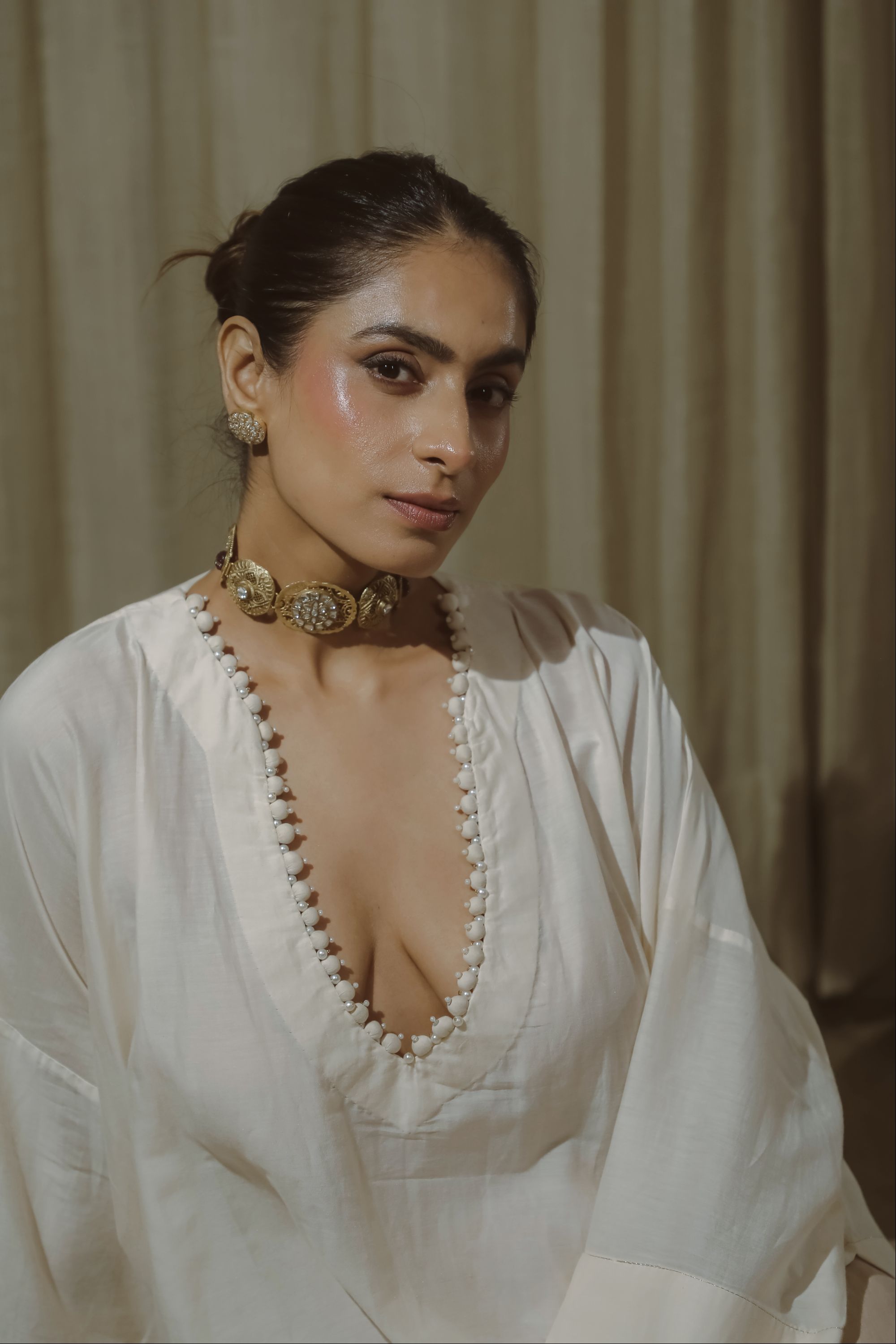 HIMADRI BHATNAGAR IN SITAARA KAFTAN SET