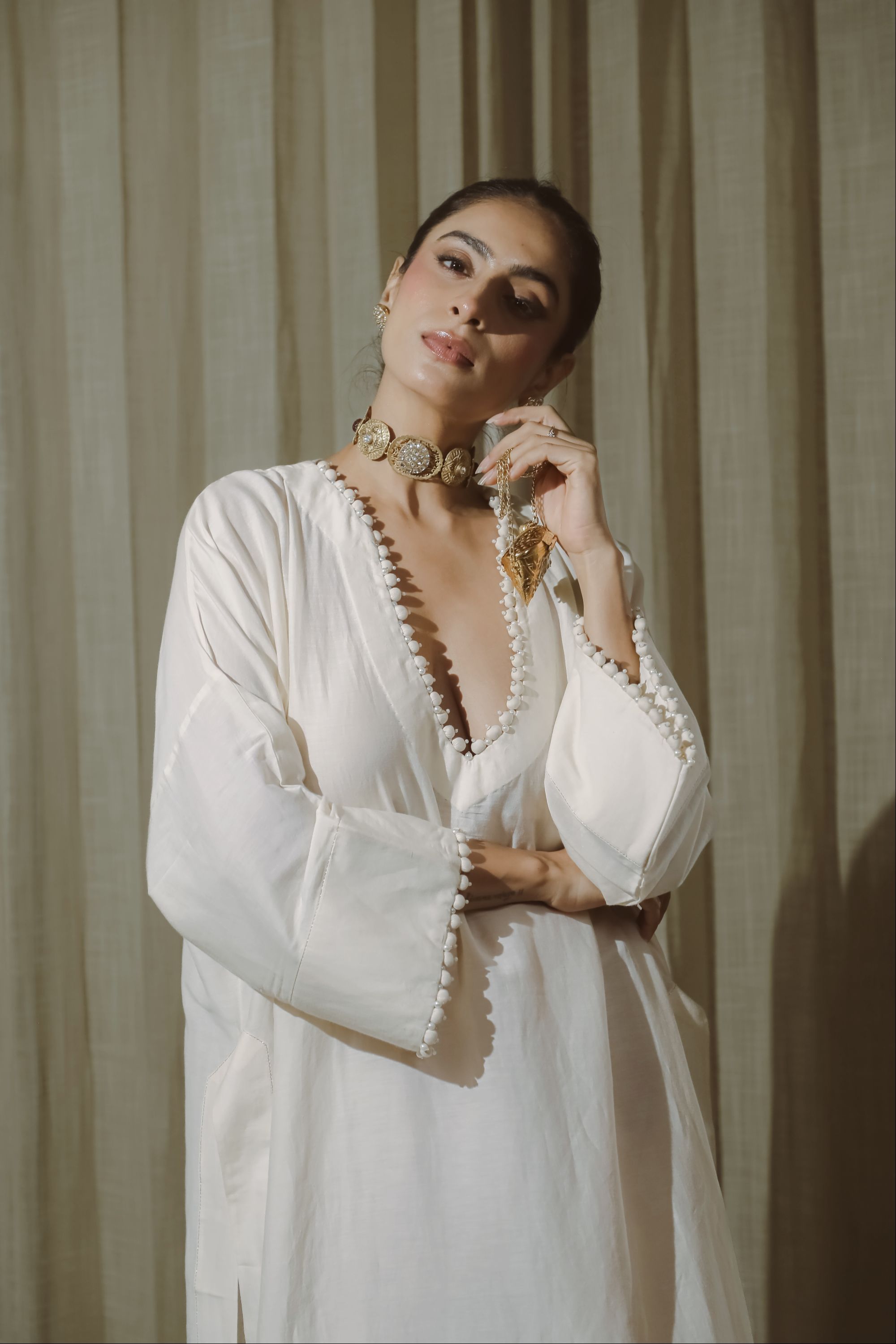HIMADRI BHATNAGAR IN SITAARA KAFTAN SET
