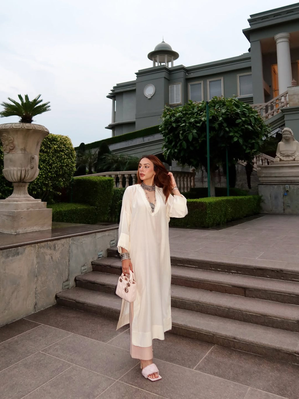 NITIBHA KAUL IN SITAARA KAFTAN SET